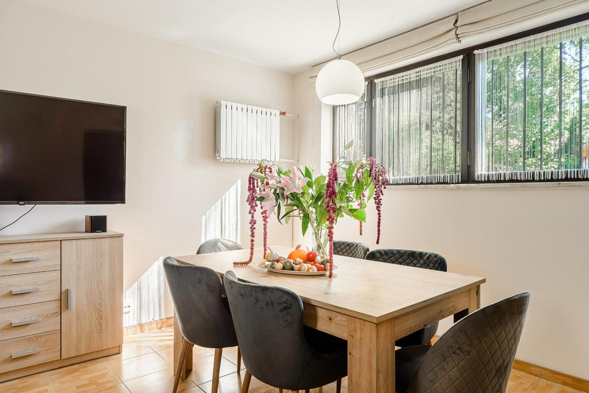 P&O Apartments Juhasow - Wawer Varšava Exteriér fotografie